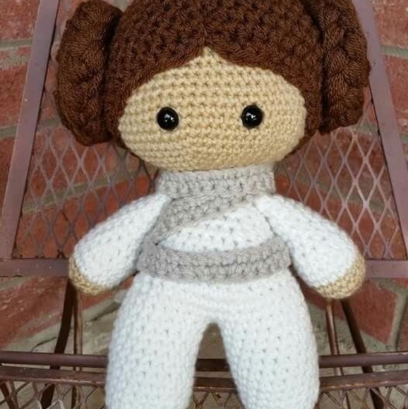 ♥️Valentine day special ♥ Leia toys/curtain holder - Picture 3 of 4